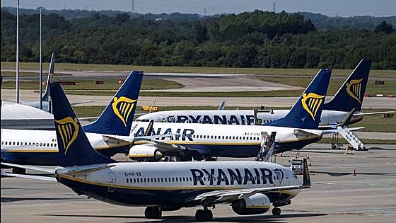 Ryanair bate récord y transporta a más de 18 millones de pasajeros en julio