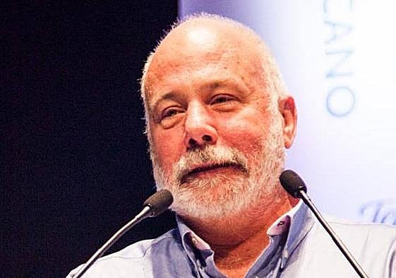 Ramón Lobo en un acto público.