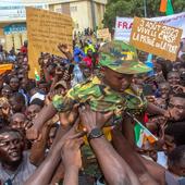 Níger eleva la tensión con Francia al romper sus acuerdos militares