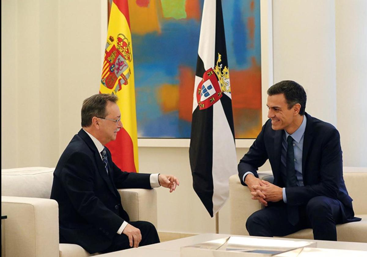 Pedro Sánchez y Juan Jesús Vivas, en una imagen de archivo