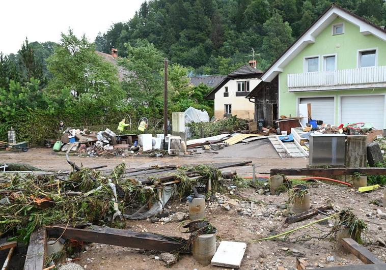 La rotura de una presa por las inundaciones obliga a evacuar a 500 personas en Eslovenia