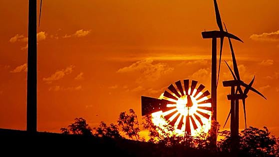 España, «en el buen camino» para cumplir con los objetivos de energías renovables