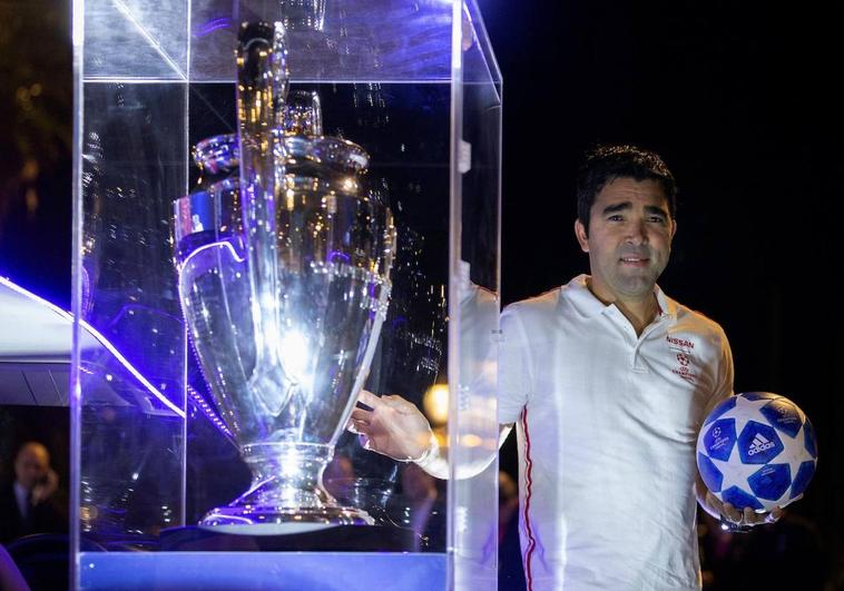 El Barça ficha a Deco y 'despide' a Alemany