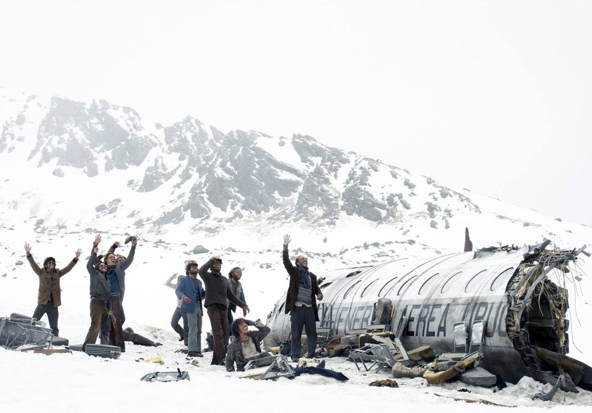 Una imagen de 'La sociedad de la nieve', producida por Netflix.