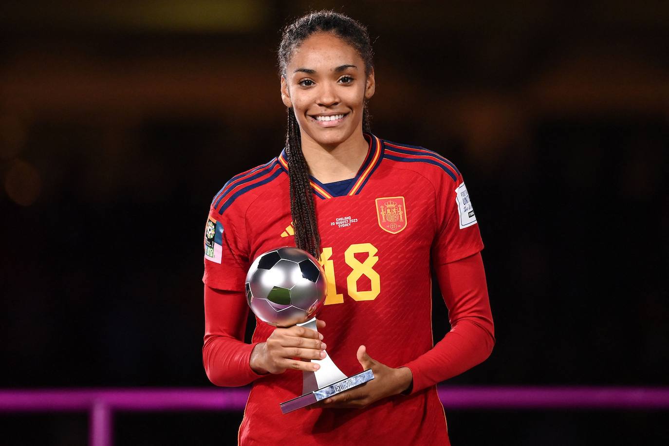 La española Salma Paralluelo fue galardonada como mejor jugadora joven del Mundial femenino disputado en Australia y Nueva Zelanda.