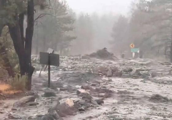 Fuertes inundaciones se registran en Los Ángeles durante el paso de la tormenta tropical Hilary