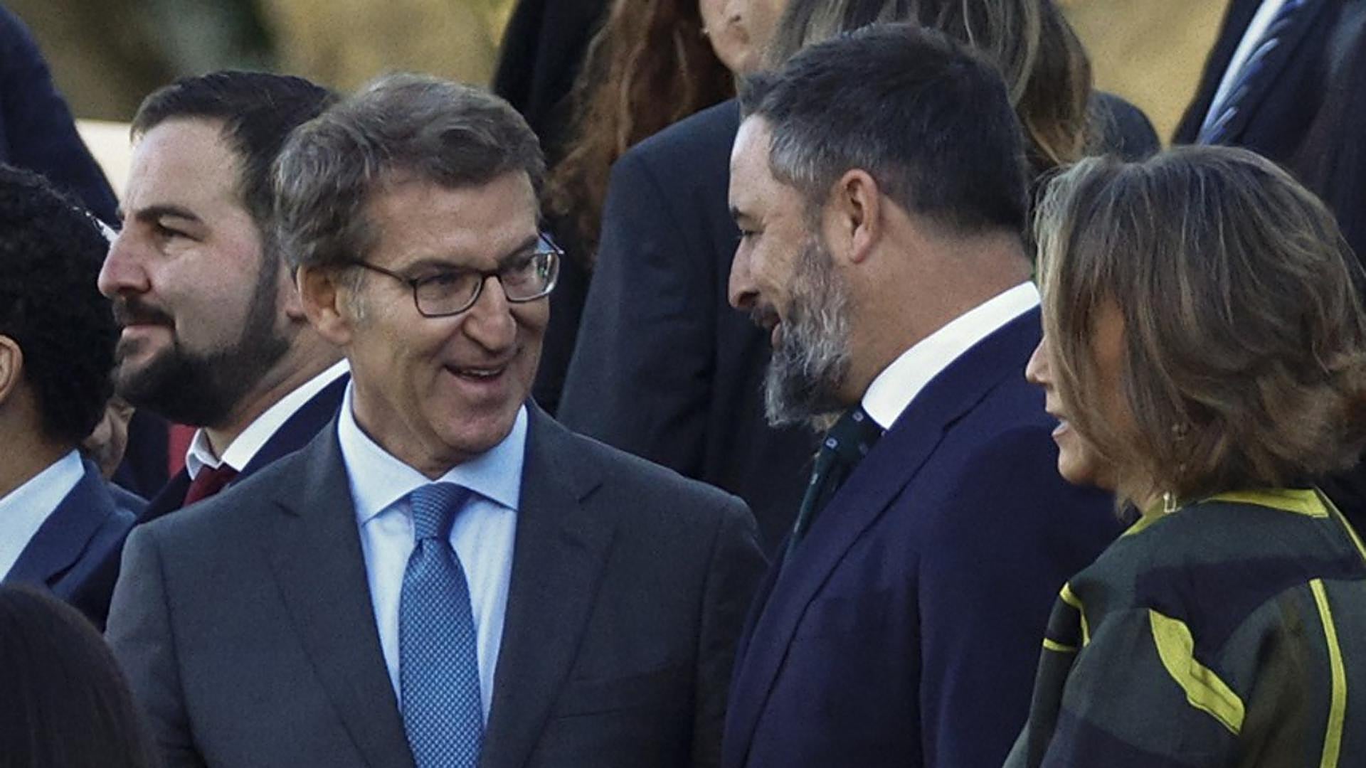El PP vuelve a tender puentes con Vox | El Correo