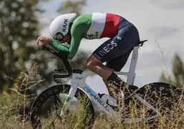 El italiano Filippo Ganna, durante la contrarreloj de la Vuelta en Valladolid.