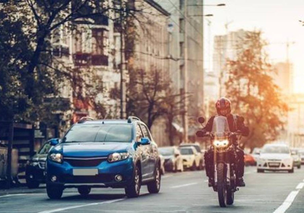 Circular en moto por la ciudad