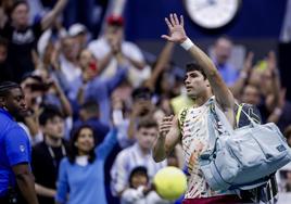 Alcaraz después del partido de hoy en semifinales de la Copa Davis.