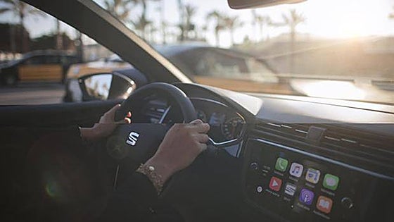 Cómo influye la música que escuchas en tu seguridad al volante