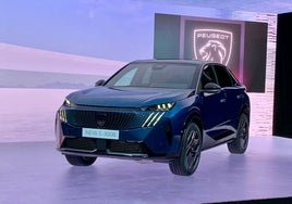 PEUGEOT ha transformado el E-3008, llevando a un nivel completamente nuevo la creatividad de su diseño