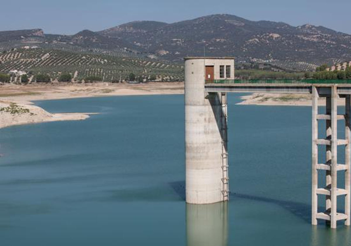 Embalse granadino de Colomera, que se encuentra al 10% de su capacidad.