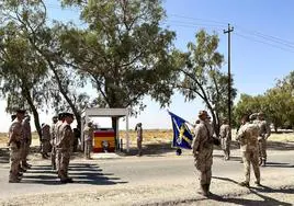 Militares españoles e iraquíes rinden homenaje al soldado Aarón Vidal, el pasado día 8 en Besmayah.