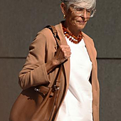 Rubiales elige a una abogada feminista y catalanista 'moderada' para defenderle por el 'piquito'