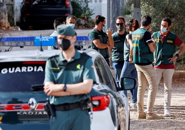 Detenida una joven por matar a cuchilladas a su compañero sentimental de 54 años en Alcàsser