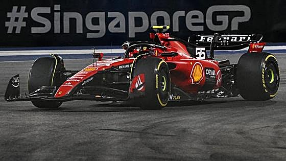Carlos Sainz logra en Singapur su segunda victoria en la F1