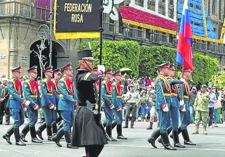 Ucrania, indignada por la presencia de militares rusos en el desfile por la independencia mexicana