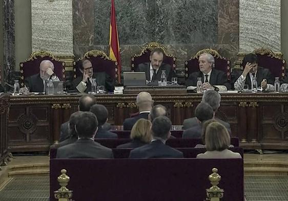 La justicia europea compromete a Sánchez al preguntarle si España actuó bien en el 'procés'