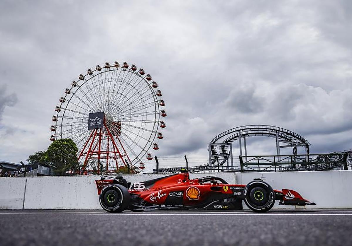 Carlos Sainz, en el circuito de Suzuka.