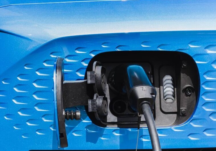 Un coche de ocasión electrificado puede ser el doble de caro que uno nuevo