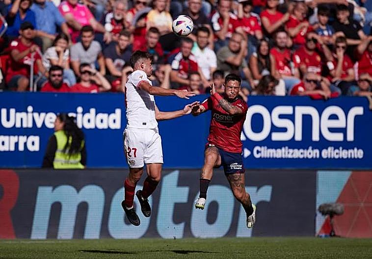 Osasuna y Sevilla, sin acierto ante la puerta rival