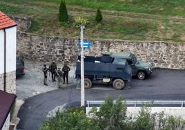 La Policía kosovar rodea el monasterio, donde estaba atrincherado un grupo armado serbio