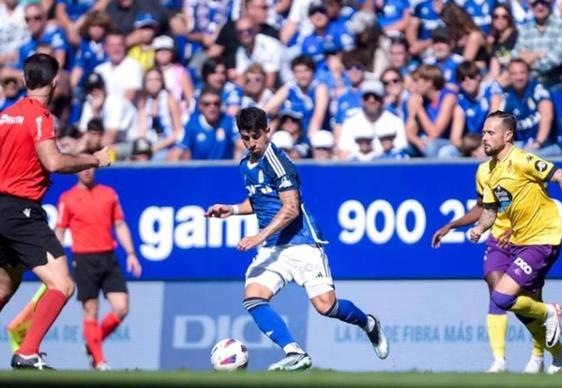 Marcos André impulsa al Valladolid y hunde al Oviedo