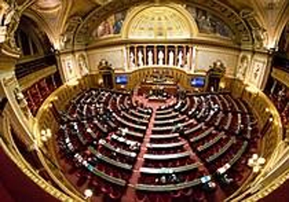 The right would maintain control of the French Senate