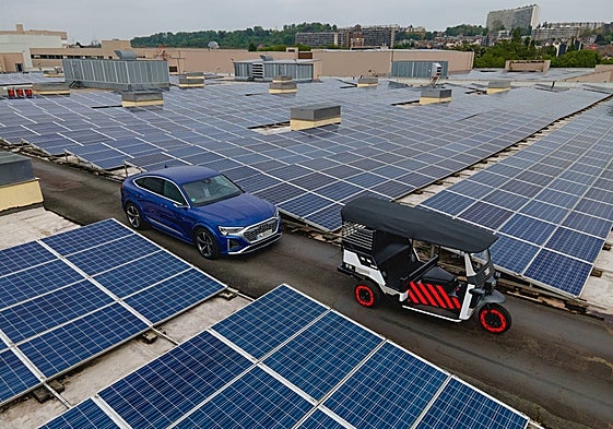 Placas solares en la planta de Audi