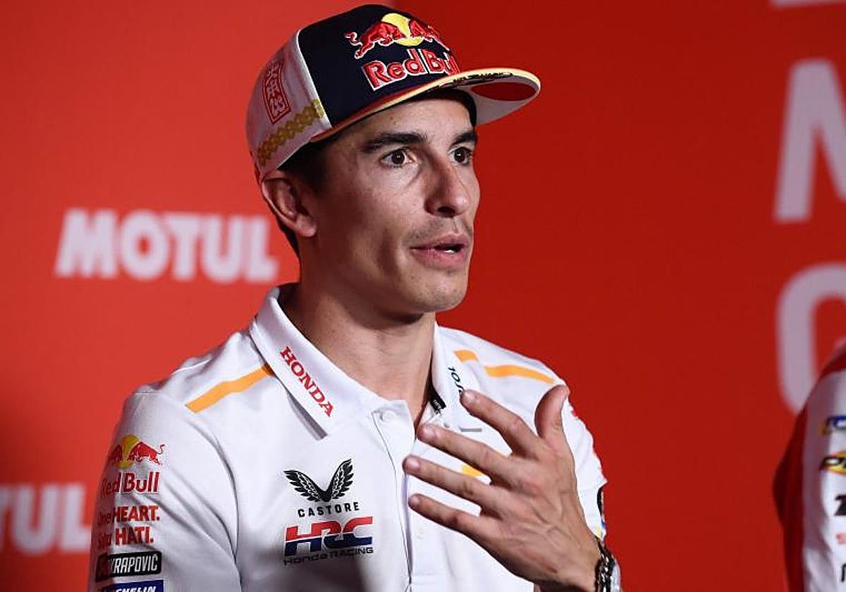 Marc Márquez, hablando en rueda de prensa en Motegi.