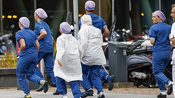 Tres muertos en un doble tiroteo en la ciudad de Rotterdam