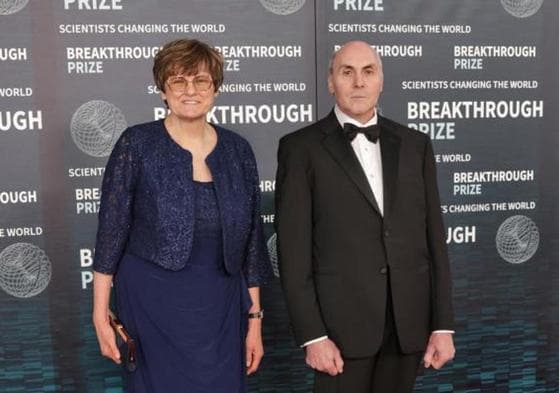 Katalin Kariko y Drew Weissman, ganadores del premio Nobel de Medicina. 2023