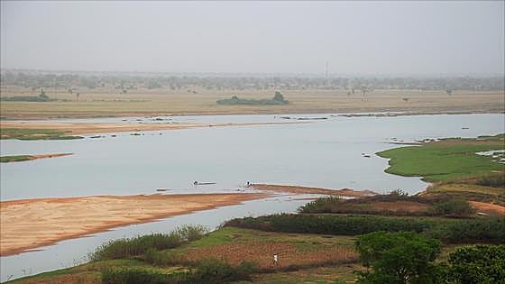 Cuarenta desaparecidos al hundirse su barco en un río de Nigeria