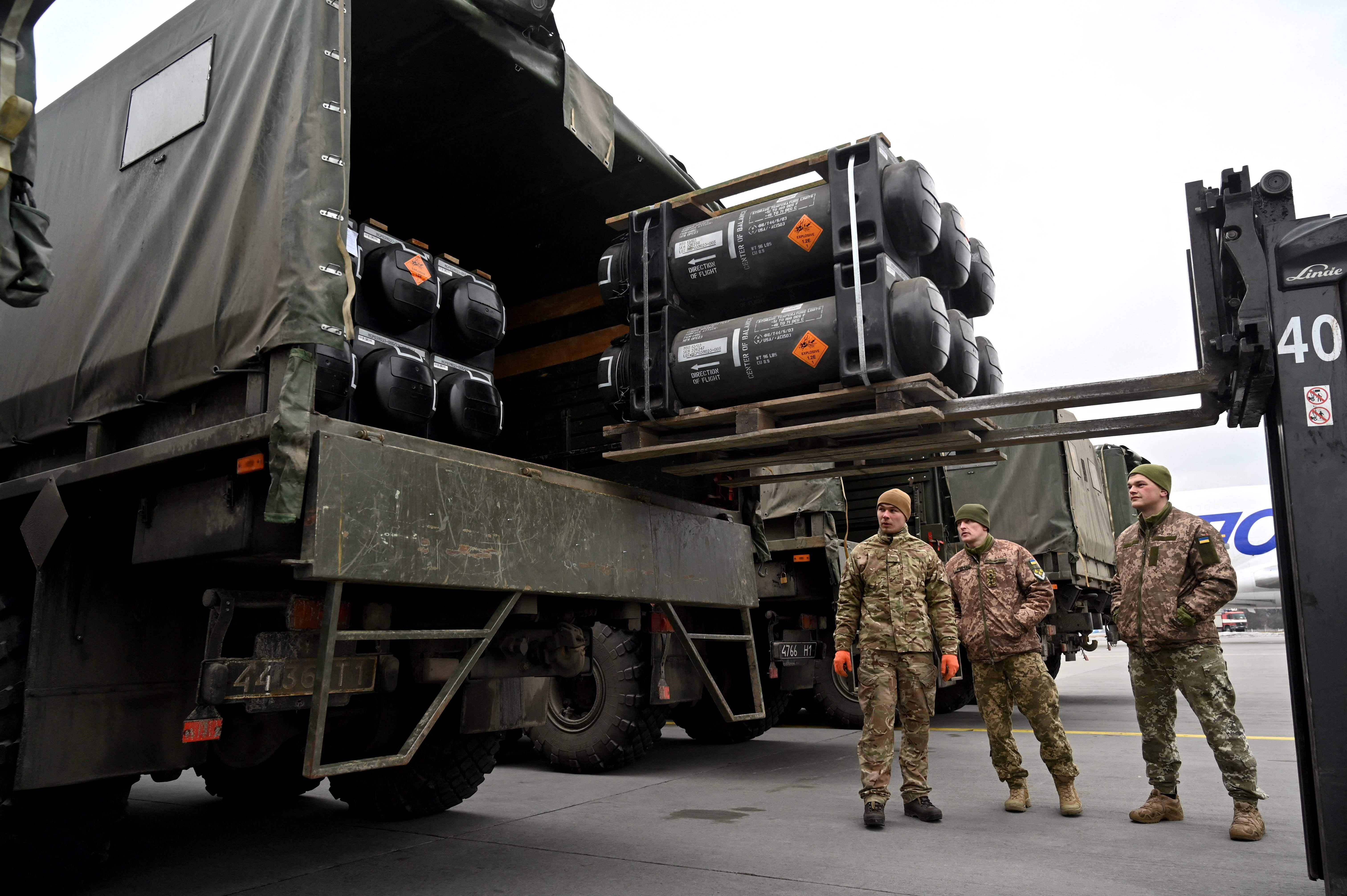 Sistemas antitanque americanos camino de Ucrania