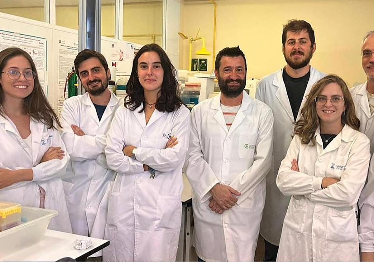 Los autores de la investigación, coordinada por Nacho Aguiló -cuarto por la izquierda-.