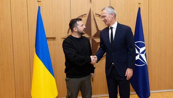 Encuentro entre Volodímir Zelenski y Jens Stoltenberg, este miércoles en Bruselas.