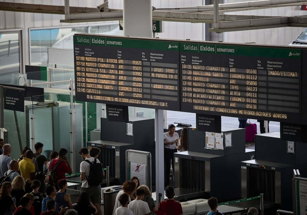 Estación Joaquín Sorolla de Valencia.