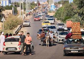 Miles de palestinos han abandonado en las últimas horas sus hogares en Gaza para escapar de la guerra.