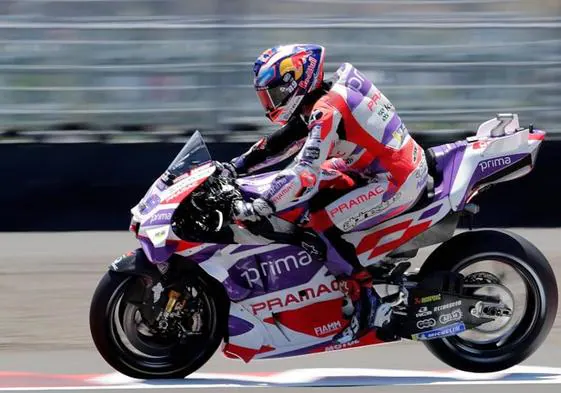 El madrileño Jorge Martìn a lomos de su Ducati.