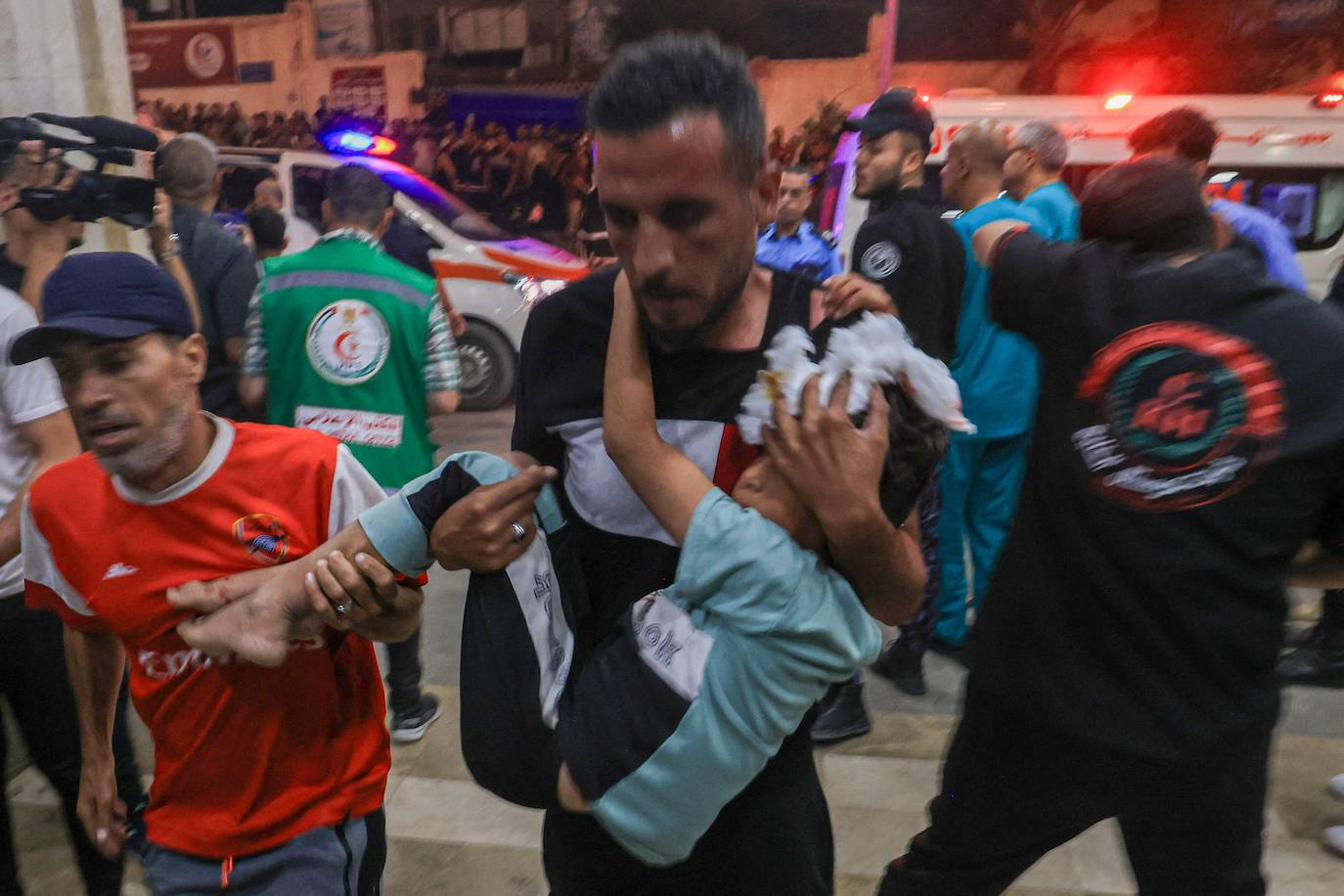 Las imágenes del ataque al hospital de Gaza