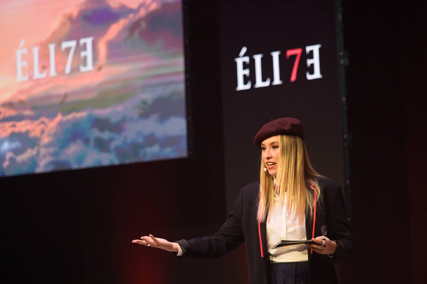 Eva Soriano presentó el evento.