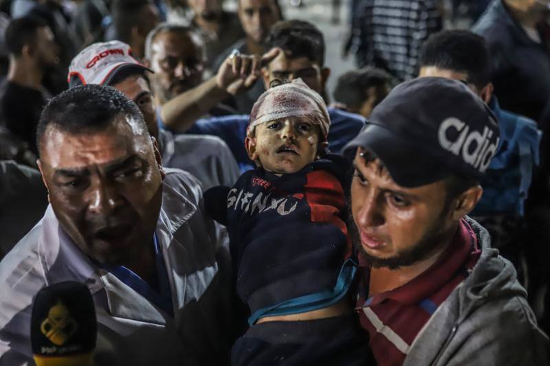 Las imágenes del ataque al hospital de Gaza