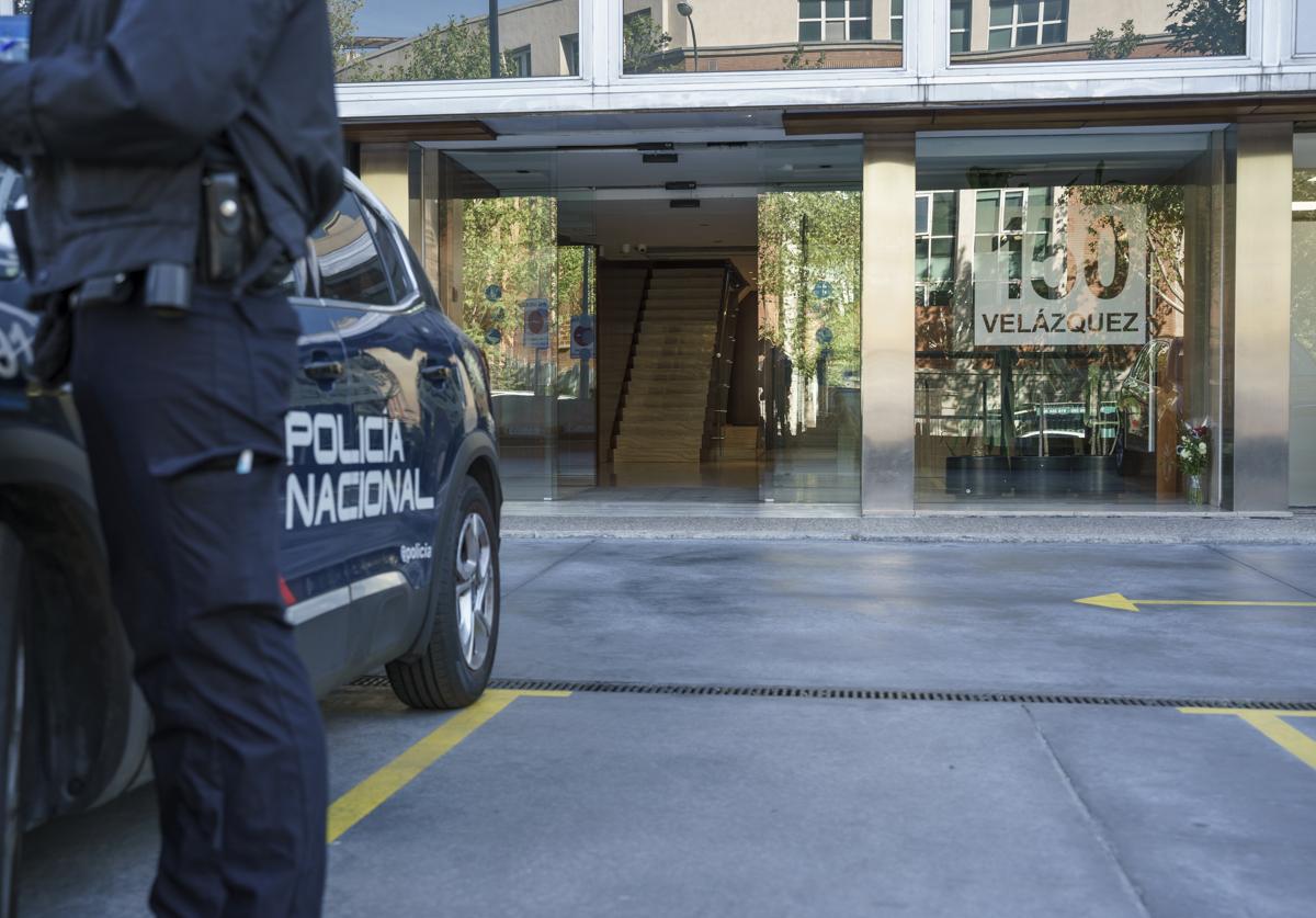 La Policía vigila la embajada de Israel en la calle Velázquez en Madrid