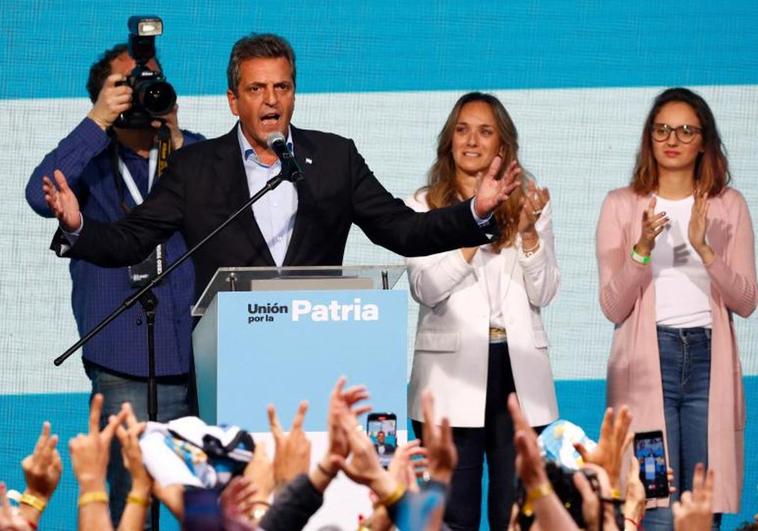 El peronista Sergio Massa, tras conocer que había ganado las elecciones.