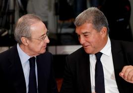 Florentino Pérez y Joan Laporta, durante un encuentro en diciembre de 2022.