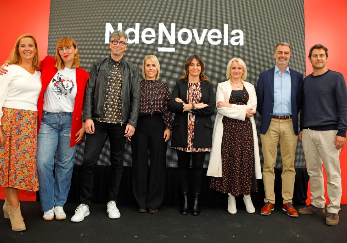 Autores de N de Novela