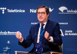 Garamendi critica las «políticas populistas que perjudicarán el crecimiento empresarial»
