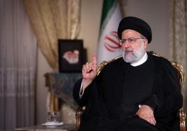 El presidente iraní, Ebrahim Raisi, durante su entrevista con Al-Jazeera.