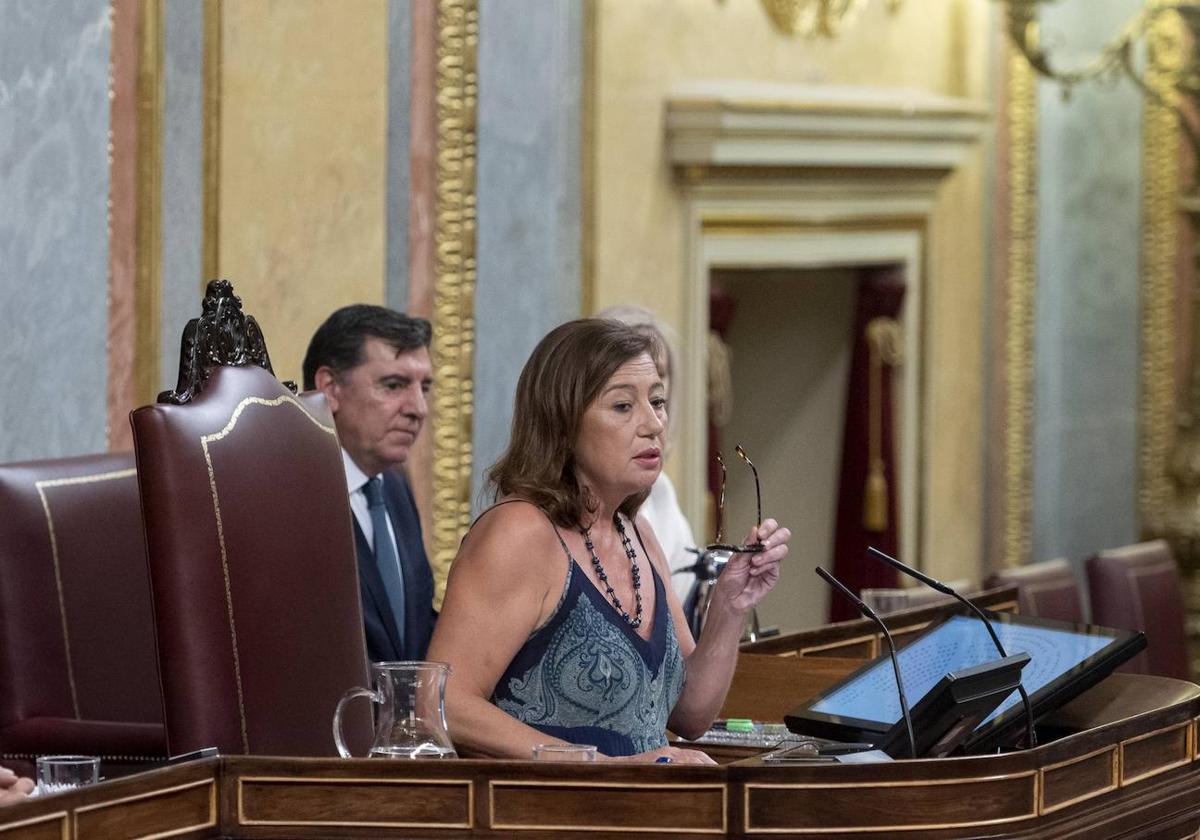 La presidenta del Congreso, Francina Armengol, durante la segunda votación de la investidura de Feijóo el pasado septiembre